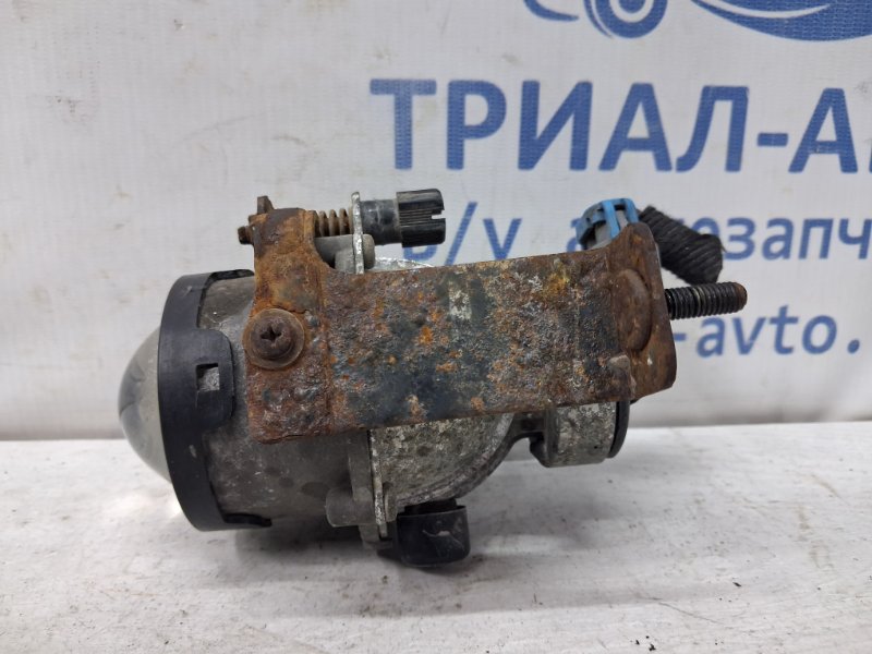 Фара противотуманная правая Epica 2006-2013 V250 2.5 бензин X25D1 Фара противотуманная правая Epica 2006-2013 V250 2.5 бензин X25D1