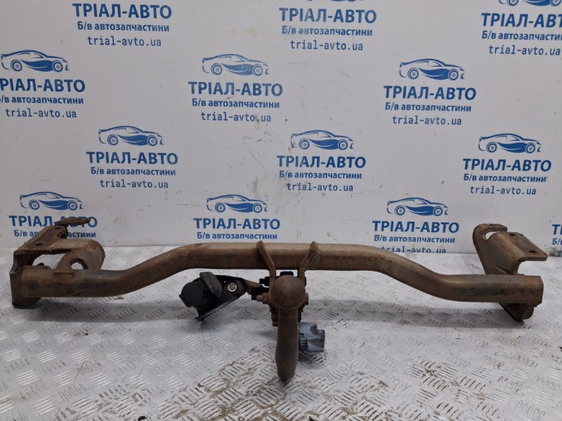Запчасть фаркоп Chevrolet Epica 2006-2013 V250 2.5 бензин X25D1 Б/У Фаркоп Chevrolet Epica 2006-2013 V250 2.5 бензин X25D1 Б/У
