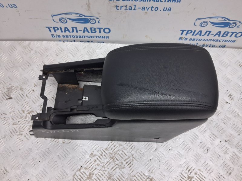 Подлокотник Epica 2006-2013 V250 2.5 бензин X25D1 Подлокотник Epica 2006-2013 V250 2.5 бензин X25D1