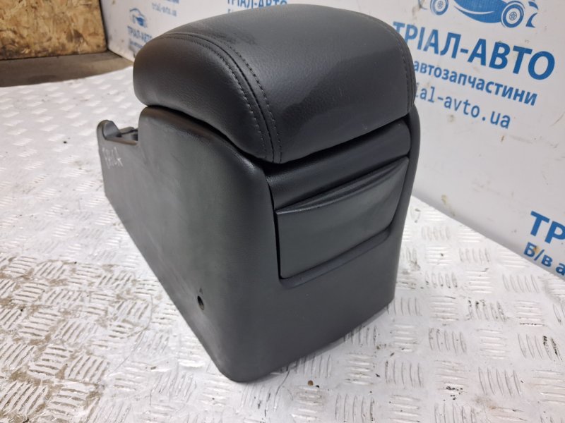 Подлокотник Chevrolet Epica V250 2.5 бензин X25D1 Подлокотник Chevrolet Epica V250 2.5 бензин X25D1