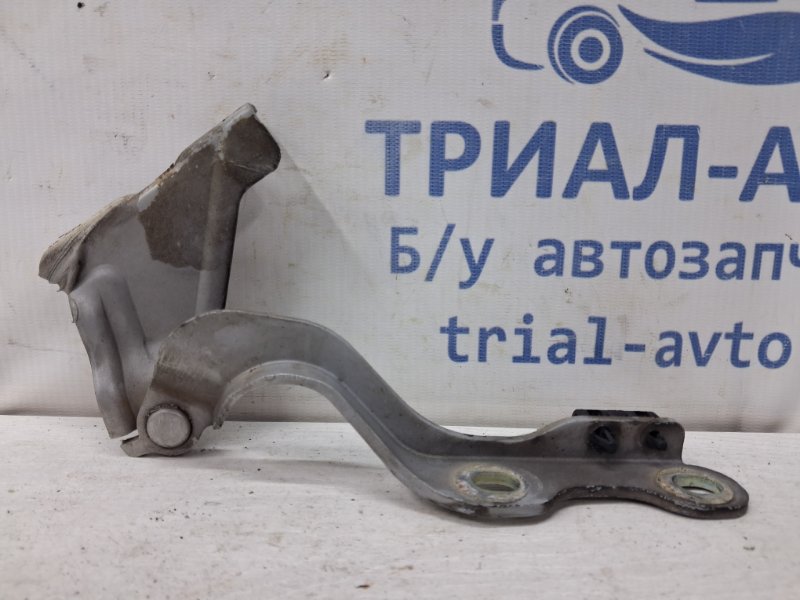 Запчасть петля капота правая Chevrolet Epica 2006-2013 V250 2.5 бензин X25D1 96636334 Б/У Петля капота правая Chevrolet Epica 2006-2013 V250 2.5 бензин X25D1 96636334 Б/У