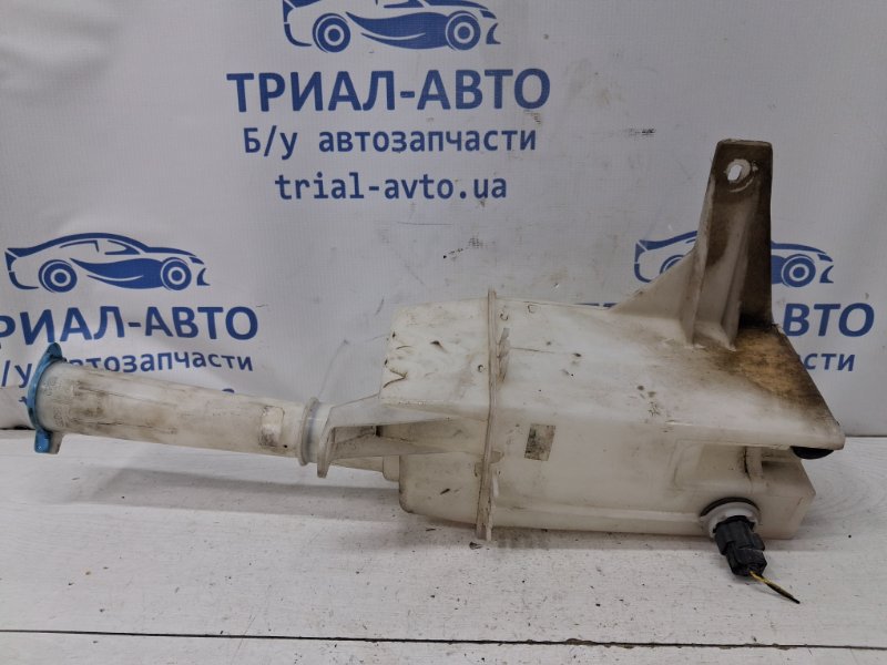 Бачок омывателя Chevrolet Epica V250 2.5 бензин X25D1 Бачок омывателя Chevrolet Epica V250 2.5 бензин X25D1