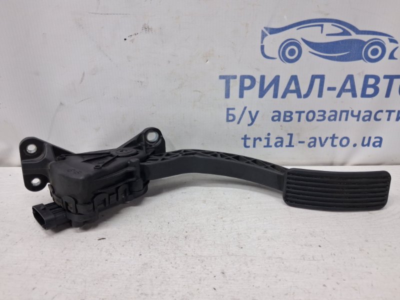 Педаль газа Epica 2006-2013 V250 2.5 бензин X25D1 Педаль газа Epica 2006-2013 V250 2.5 бензин X25D1