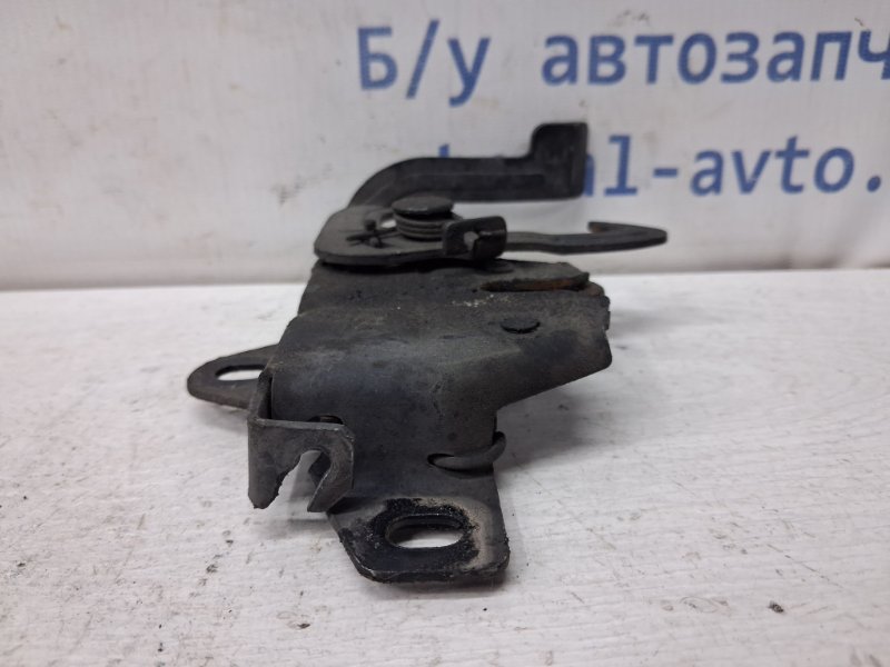 Замок капота Chevrolet Epica V250 2.5 бензин X25D1 Замок капота Chevrolet Epica V250 2.5 бензин X25D1