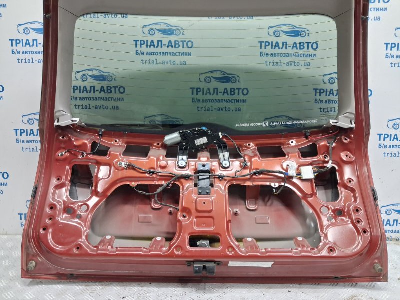 Крышка багажника Ceed 2006-2012 ED 1.6 diesel D4FB Крышка багажника Ceed 2006-2012 ED 1.6 diesel D4FB