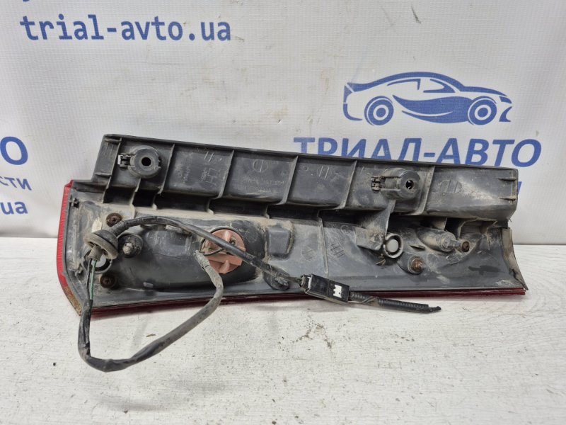 Фонарь задний внешний левый Ceed 2006-2012 ED 1.6 diesel D4FB Фонарь задний внешний левый Ceed 2006-2012 ED 1.6 diesel D4FB