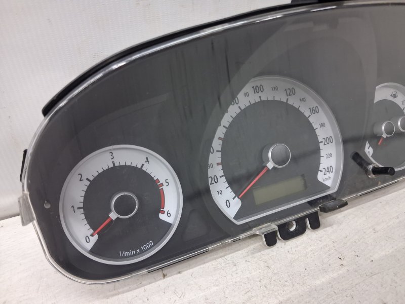 Приборная панель Kia Ceed ED 1.6 diesel D4FB Приборная панель Kia Ceed ED 1.6 diesel D4FB