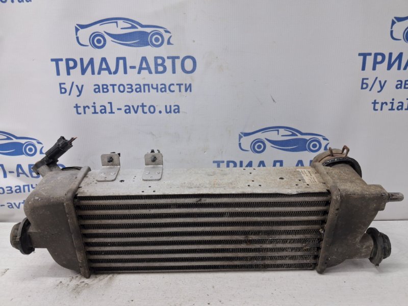 Радиатор интеркуллера Ceed 2006-2012 ED 1.6 diesel D4FB Радиатор интеркуллера Ceed 2006-2012 ED 1.6 diesel D4FB