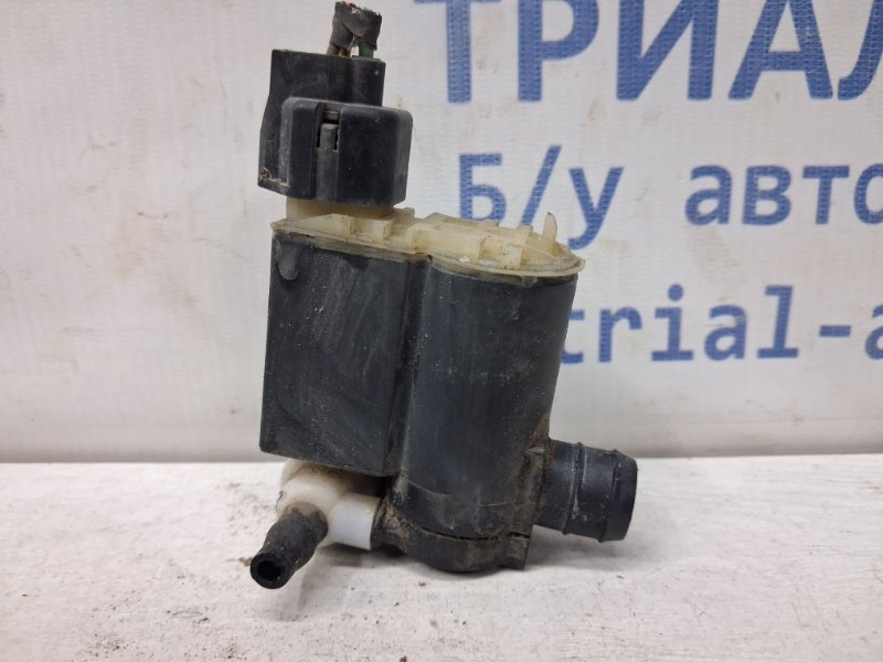 Насос омывателя стекла Kia Ceed 2006-2012 ED 1.6 diesel D4FB 985101F100 Б/У