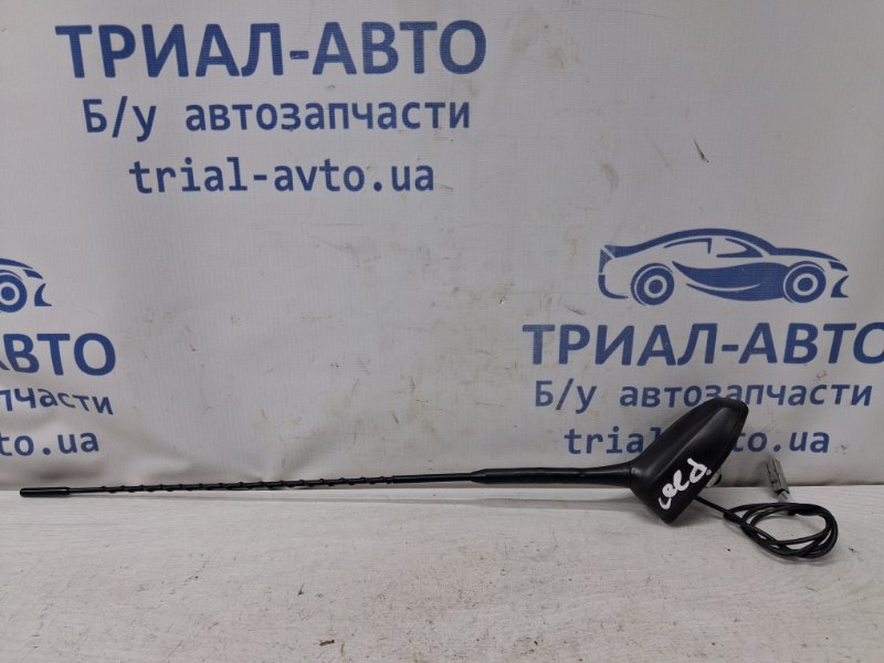 Запчасть антенна Kia Ceed 2006-2012 ED 1.6 diesel D4FB 962501H600 Б/У Антенна Kia Ceed 2006-2012 ED 1.6 diesel D4FB 962501H600 Б/У