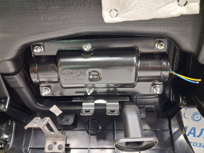 Торпеда с подушкой бесопасности Ceed 2006-2012 ED 1.6 diesel D4FB Торпеда с подушкой бесопасности Ceed 2006-2012 ED 1.6 diesel D4FB