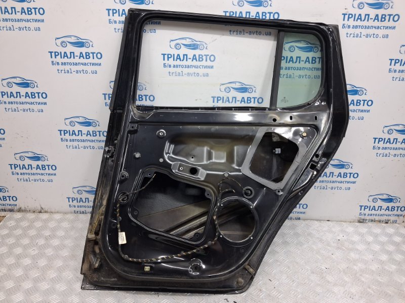 Дверь задняя правая Fabia 2007-2014 5J 1.4 diesel Дверь задняя правая Fabia 2007-2014 5J 1.4 diesel