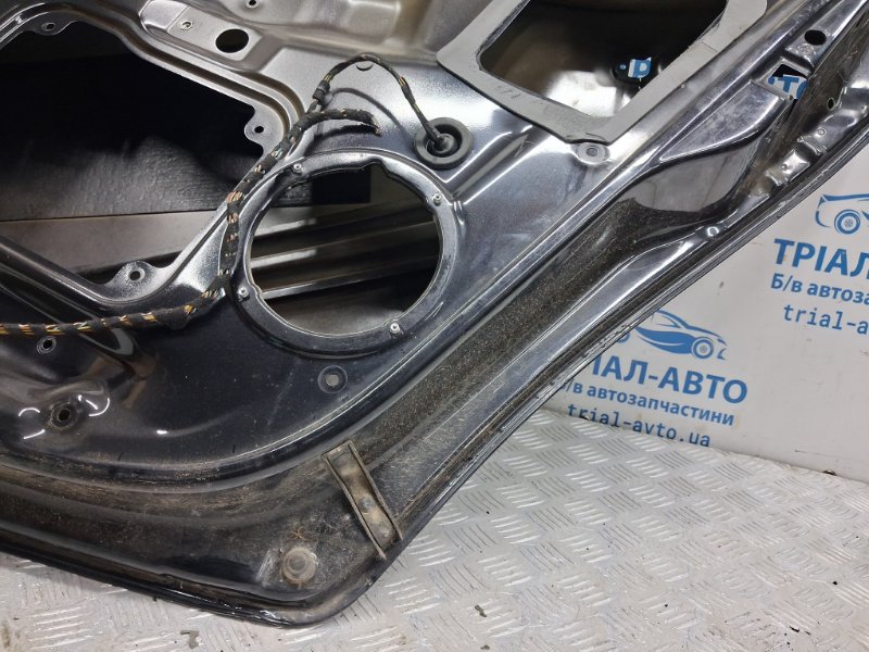 Дверь задняя правая Fabia 2007-2014 5J 1.4 diesel Дверь задняя правая Fabia 2007-2014 5J 1.4 diesel