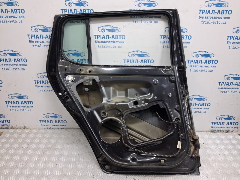 Дверь задняя левая Fabia 2007-2014 5J 1.4 diesel Дверь задняя левая Fabia 2007-2014 5J 1.4 diesel