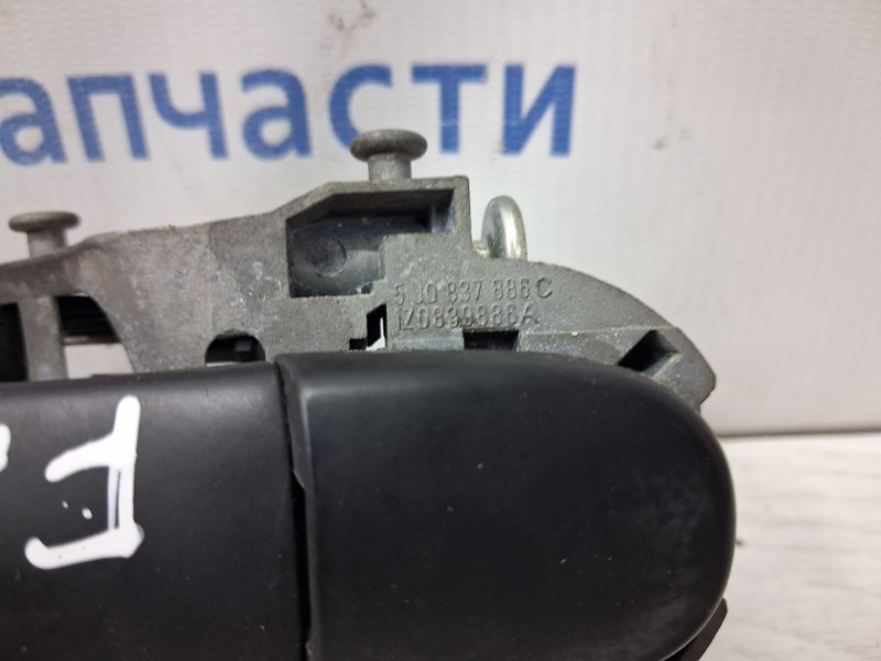Ручка двери внешняя задняя правая Fabia 2007-2014 5J 1.4 diesel Ручка двери внешняя задняя правая Fabia 2007-2014 5J 1.4 diesel