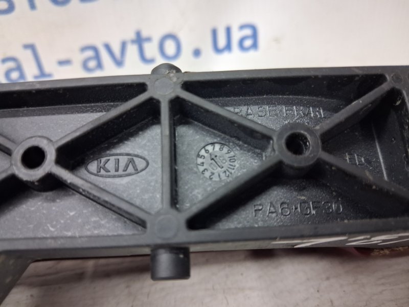 Ручка двери внешняя задняя левая Ceed 2006-2012 ED 1.6 diesel D4FB Ручка двери внешняя задняя левая Ceed 2006-2012 ED 1.6 diesel D4FB