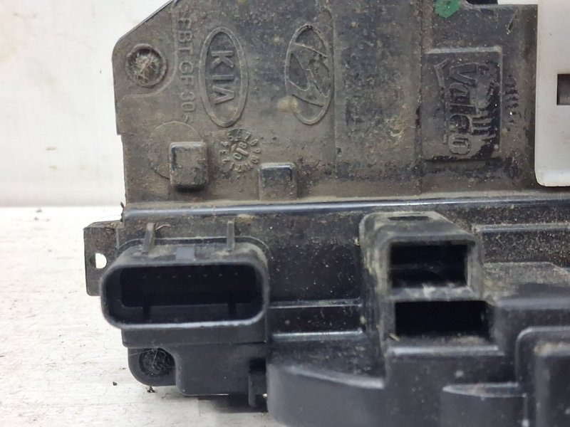 Замок двери передний правый Ceed 2006-2012 ED 1.6 diesel D4FB Замок двери передний правый Ceed 2006-2012 ED 1.6 diesel D4FB