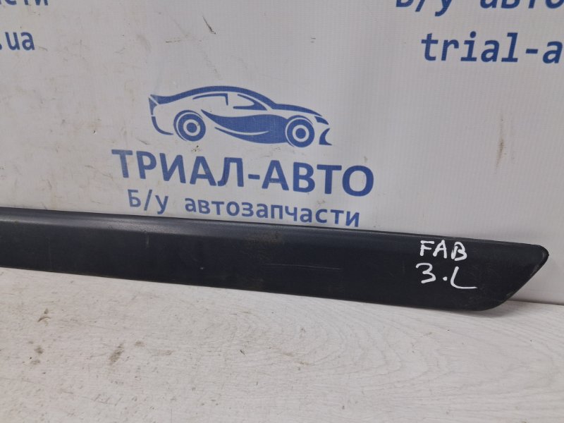Накладка двери задняя левая Skoda Fabia 5J 1.4 diesel Накладка двери задняя левая Skoda Fabia 5J 1.4 diesel