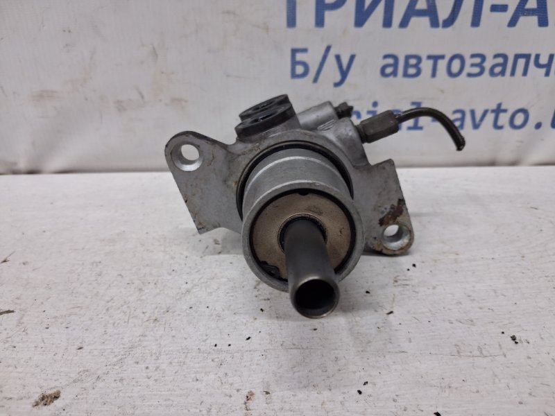 Тормозной цилиндр главный Epica 2006-2013 V250 2.5 бензин X25D1 Тормозной цилиндр главный Epica 2006-2013 V250 2.5 бензин X25D1