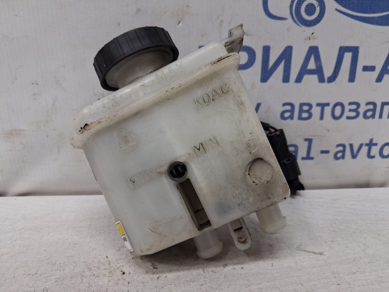 Бачок главного тормозного цилиндра Epica 2006-2013 V250 2.5 бензин X25D1 Бачок главного тормозного цилиндра Epica 2006-2013 V250 2.5 бензин X25D1