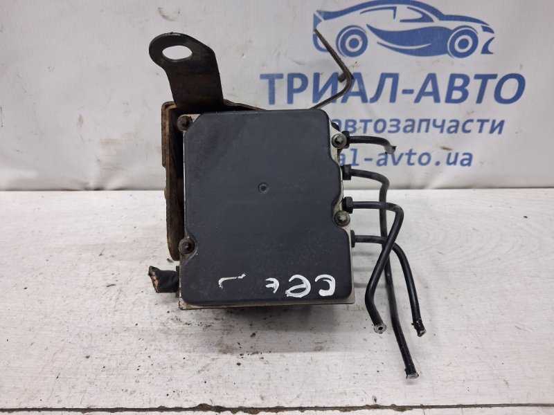 Блок abs Ceed 2006-2012 ED 1.6 diesel D4FB Блок abs Ceed 2006-2012 ED 1.6 diesel D4FB