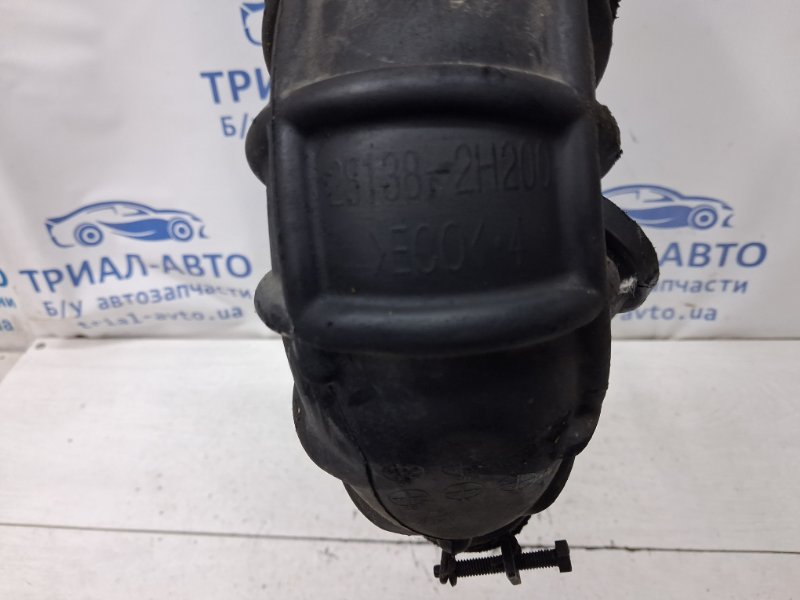Патрубок воздушного фильтра Ceed 2006-2012 ED 1.6 diesel D4FB Патрубок воздушного фильтра Ceed 2006-2012 ED 1.6 diesel D4FB