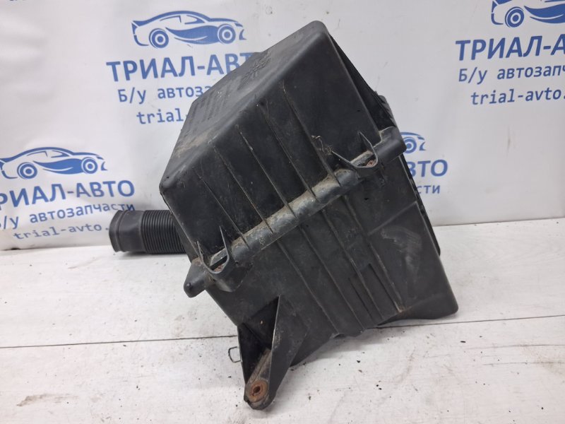 Корпус воздушного фильтра Fabia 2007-2014 5J 1.4 diesel Корпус воздушного фильтра Fabia 2007-2014 5J 1.4 diesel