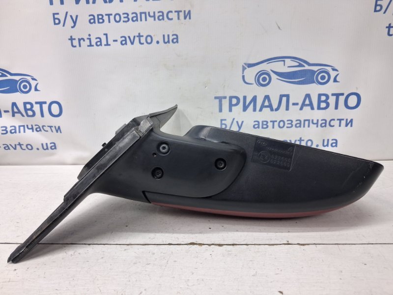 Зеркало правое Ceed 2006-2012 ED 1.6 diesel D4FB Зеркало правое Ceed 2006-2012 ED 1.6 diesel D4FB