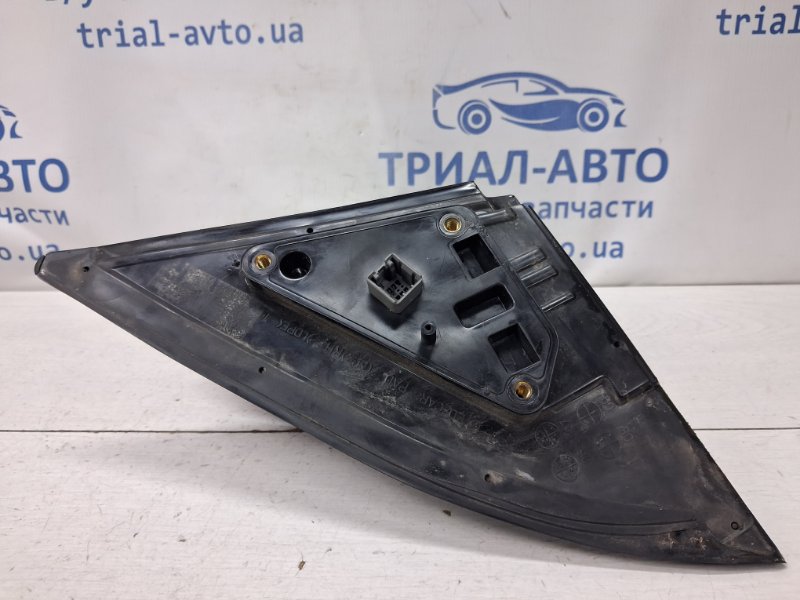 Зеркало правое Ceed 2006-2012 ED 1.6 diesel D4FB Зеркало правое Ceed 2006-2012 ED 1.6 diesel D4FB