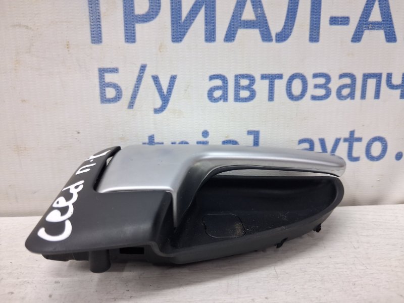 Ручка двери внутренняя правая Ceed 2006-2012 ED 1.6 diesel D4FB Ручка двери внутренняя правая Ceed 2006-2012 ED 1.6 diesel D4FB