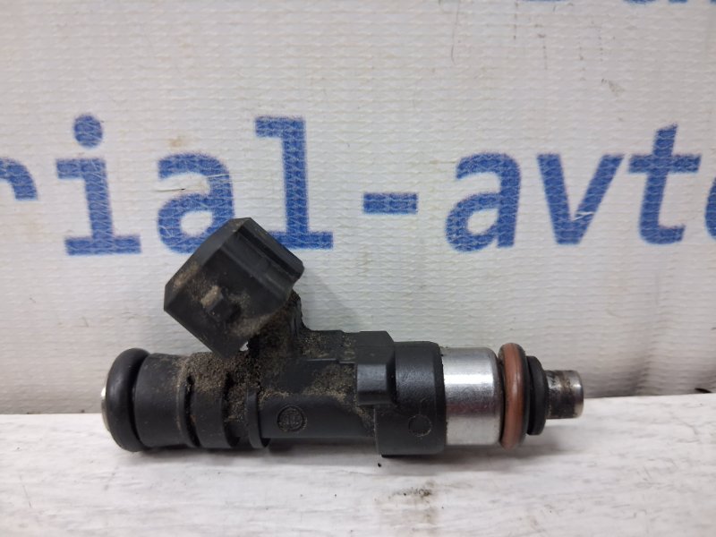 Запчасть форсунка топливная Chevrolet Epica 2006-2013 V250 2.5 бензин X25D1 96486983 Б/У Форсунка топливная Chevrolet Epica 2006-2013 V250 2.5 бензин X25D1 96486983 Б/У
