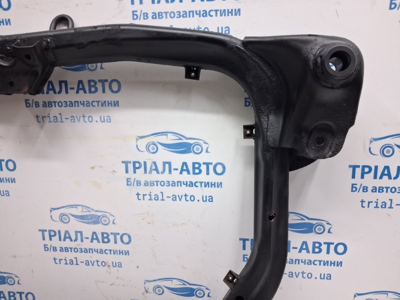 Балка передней подвески Ceed 2006-2012 ED 1.6 diesel D4FB Балка передней подвески Ceed 2006-2012 ED 1.6 diesel D4FB