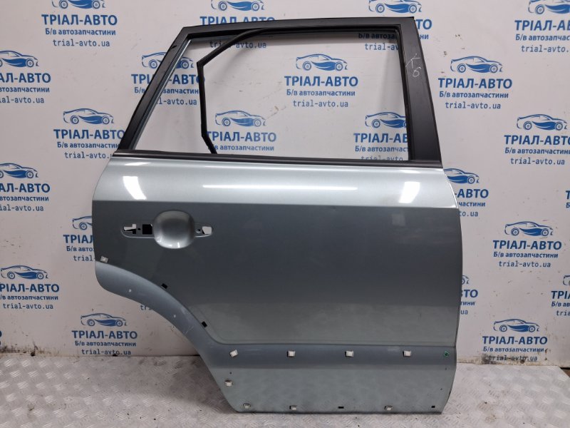 Запчасть дверь задняя правая Hyundai Tucson 2004-2009 JM 2.0 diesel D4EA 760042E050 Б/У Дверь задняя правая Hyundai Tucson 2004-2009 JM 2.0 diesel D4EA 760042E050 Б/У
