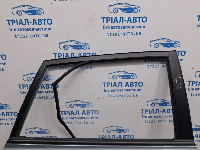Дверь задняя правая Tucson 2004-2009 JM 2.0 diesel D4EA Дверь задняя правая Tucson 2004-2009 JM 2.0 diesel D4EA