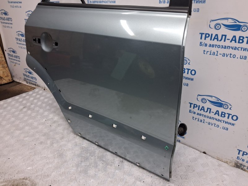 Дверь задняя правая Hyundai Tucson JM 2.0 diesel D4EA Дверь задняя правая Hyundai Tucson JM 2.0 diesel D4EA