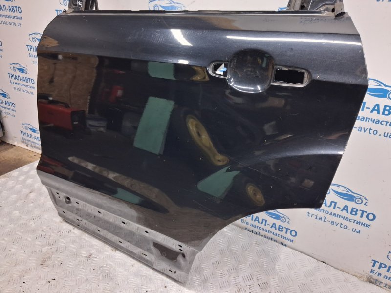 Дверь задняя левая Ford Kuga CBS 2.0 diesel Дверь задняя левая Ford Kuga CBS 2.0 diesel