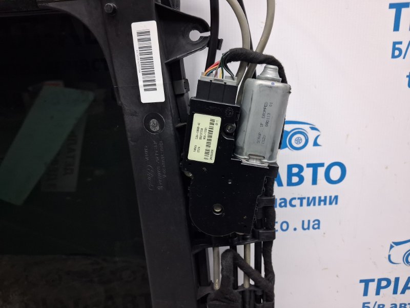 Люк в сборе Kuga 2011-2019 CBS 2.0 diesel Люк в сборе Kuga 2011-2019 CBS 2.0 diesel