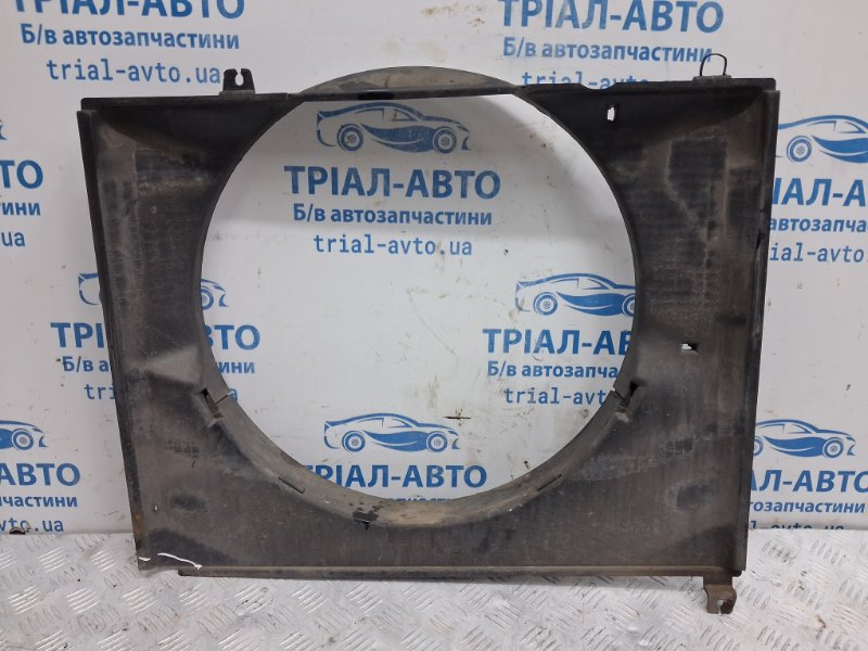 Запчасть диффузор Mitsubishi Pajero Sport 1996-2008 K9 2.5 Diesel 4D56 MR258671 Б/У Диффузор Mitsubishi Pajero Sport 1996-2008 K9 2.5 Diesel 4D56 MR258671 Б/У