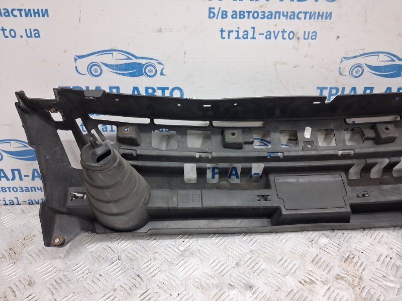 Решетка бампера центральная Kuga 2011-2019 CBS 2.0 diesel Решетка бампера центральная Kuga 2011-2019 CBS 2.0 diesel