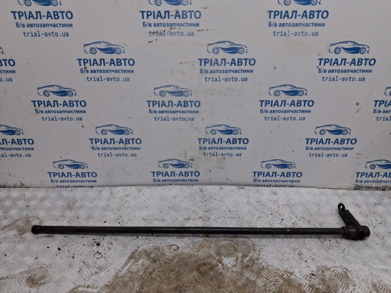 Запчасть торсион правый Mitsubishi Pajero Sport 1996-2008 K9 2.5 Diesel 4D56 MR961913 Б/У Торсион правый Mitsubishi Pajero Sport 1996-2008 K9 2.5 Diesel 4D56 MR961913 Б/У