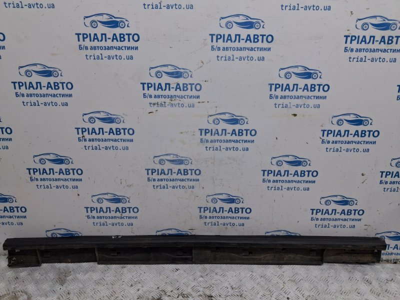 Запчасть накладка порога внешняя правая Mazda CX 5 2011-2017 KE 2.2 diesel KD5351PK1 Б/У Накладка порога внешняя правая Mazda CX 5 2011-2017 KE 2.2 diesel KD5351PK1 Б/У