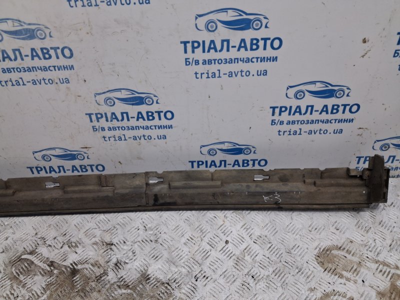 Накладка порога внешняя правая CX 7 2006-2012 ER 2.2 дизель MZR-CD Накладка порога внешняя правая CX 7 2006-2012 ER 2.2 дизель MZR-CD