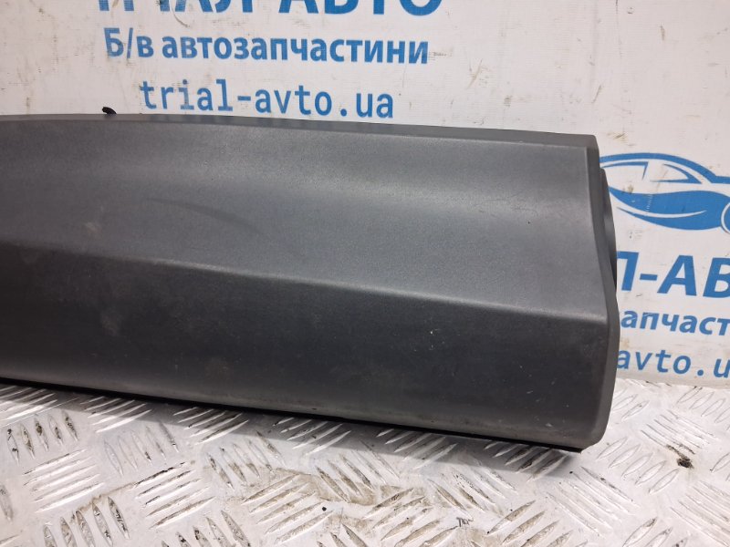 Накладка двери задняя правая CX 5 2011-2017 KE 2.2 diesel Накладка двери задняя правая CX 5 2011-2017 KE 2.2 diesel