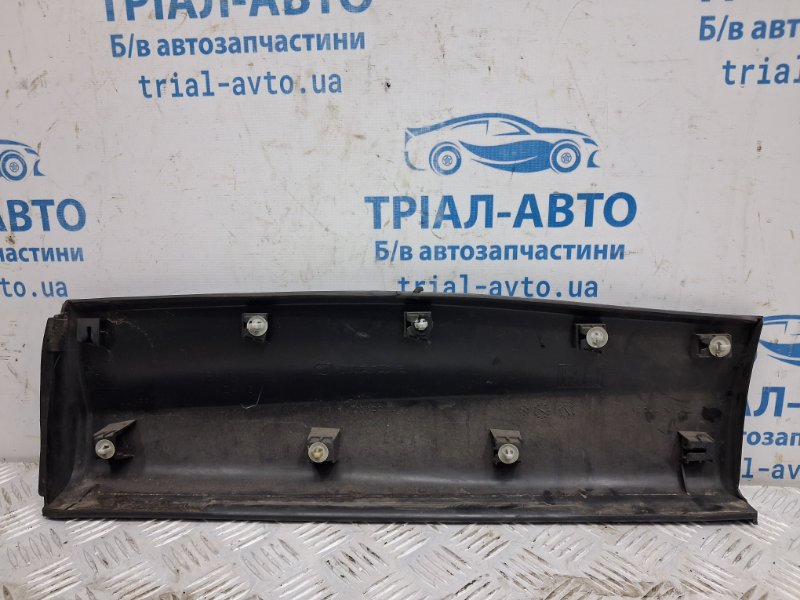 Накладка двери задняя правая CX 5 2011-2017 KE 2.2 diesel Накладка двери задняя правая CX 5 2011-2017 KE 2.2 diesel