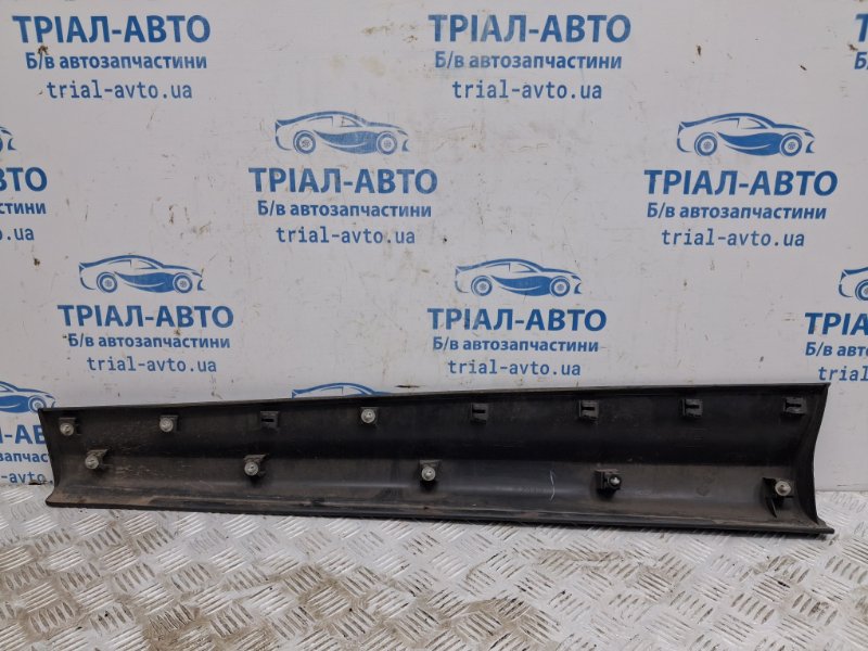 Накладка двери передняя правая CX 5 2011-2017 KE 2.2 diesel Накладка двери передняя правая CX 5 2011-2017 KE 2.2 diesel