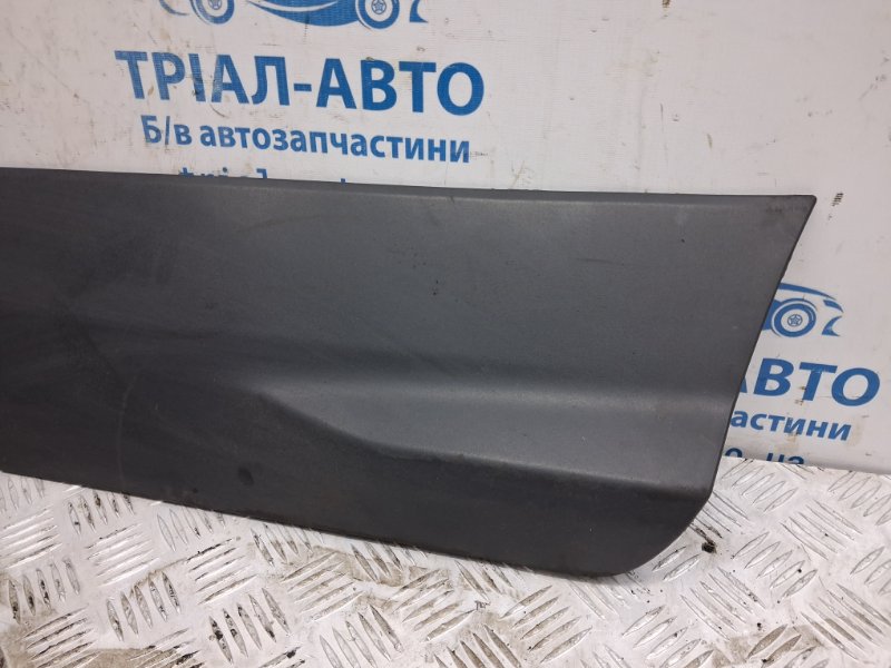 Накладка двери задняя левая Ford Kuga CBS 2.0 diesel Накладка двери задняя левая Ford Kuga CBS 2.0 diesel