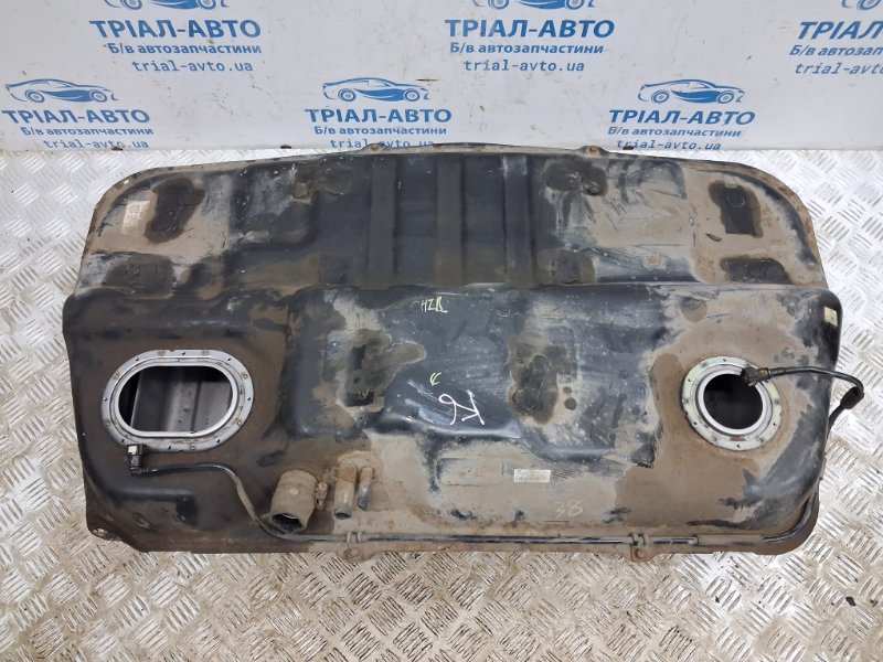 Бак топливный металлический Tucson 2004-2009 JM 2.0 diesel D4EA Бак топливный металлический Tucson 2004-2009 JM 2.0 diesel D4EA
