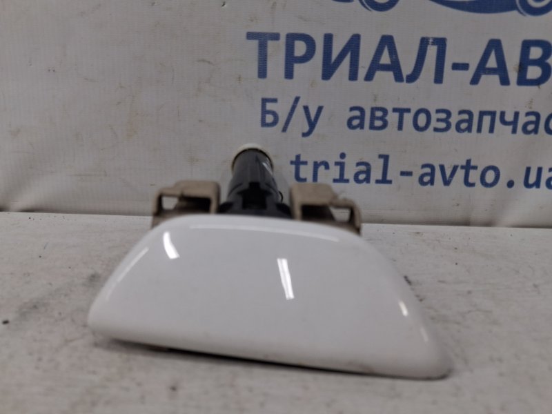 Запчасть омыватель фары правый Mazda CX 5 2011-2017 KE 2.2 diesel KD495182X Б/У Омыватель фары правый Mazda CX 5 2011-2017 KE 2.2 diesel KD495182X Б/У