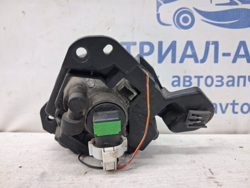 Фара противотуманная правая Mazda CX 5 KE 2.2 diesel Фара противотуманная правая Mazda CX 5 KE 2.2 diesel