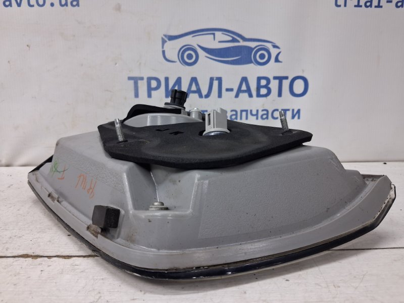 Фонарь задний внутренний правый RX 350 2003-2009 XU30 3.5 Бензин 2GRFE Фонарь задний внутренний правый RX 350 2003-2009 XU30 3.5 Бензин 2GRFE